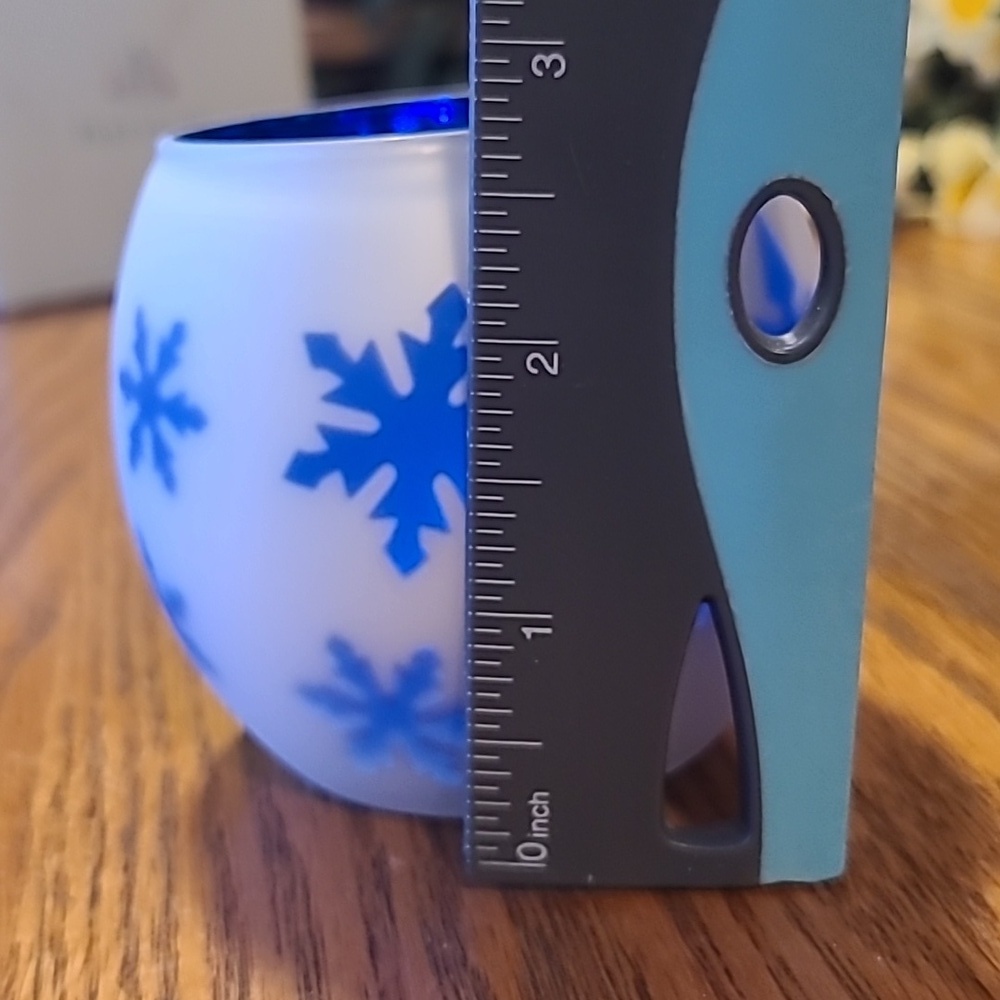 Partylite Snowflake Tealight Holder - Picture 6 of 9